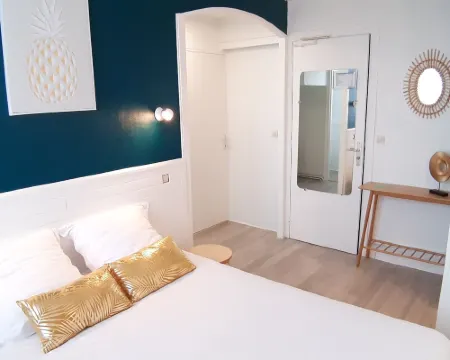 Hôtel la Croisette & Restaurant Bistrot Gantier en Centre Ville Hotels in Royan