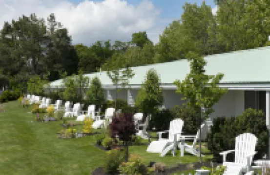 Yachtsman Lodge & Marina