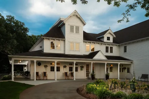 The Oakwood Inn Hotels in Okoboji