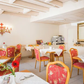 Hotel Garni Bodensee Отели в г. Брегенц
