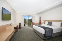 Springs Shoalhaven Nowra Hotels in Coolangatta