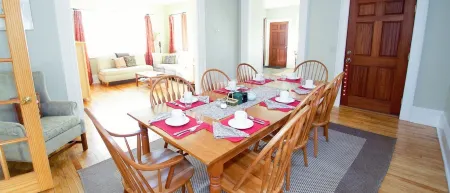 24 East Main Street B&B