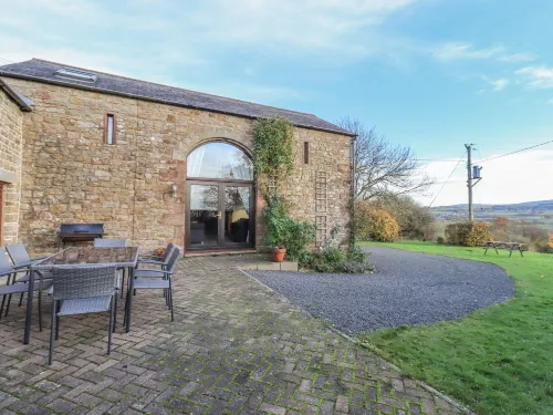 Hadrian's View Hotels in Greenhead