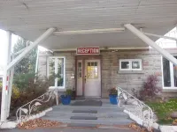 Motel Le Paysan โรงแรมใกล้ถนน Rue Sherbrooke