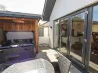 Kensa Hotels in Redruth