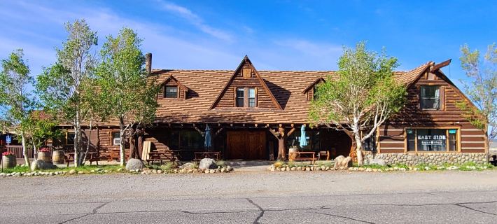 McGee Creek Lodge Hotels in Mono County