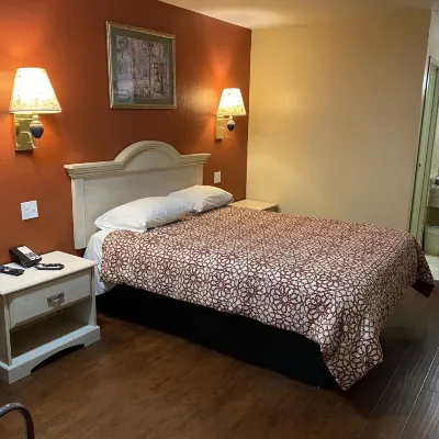 Bayview Motel Hotels near Piedmont Funeral Services and Mountain View Cemetery