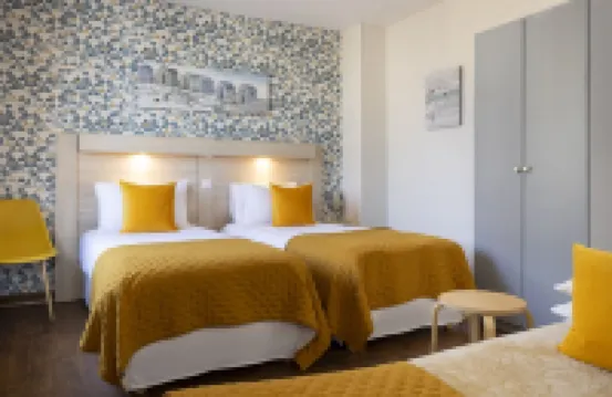 Hôtel de Lion Sur Mer