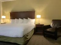 Nichols Inn & Suites