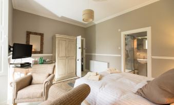 Kilmaronock Manse B&B
