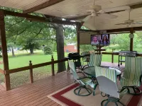 Cozy Lake Eufaula Getaway