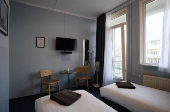 ホテル アバ コンセルトヘボウ周辺のホテル