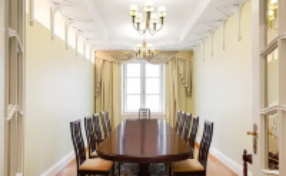 ホーム アパート 4