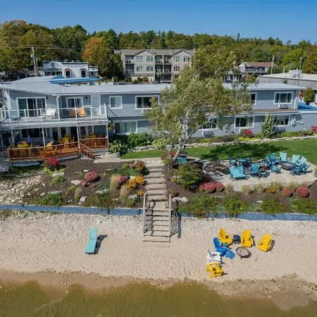 Beachfront Inn