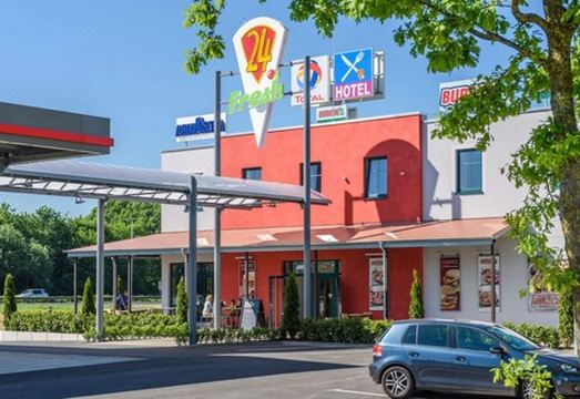 1. 호텔 클로펜부르..