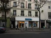 Hôtel des Buttes Chaumont Hotel a XIX arrondissement di Parigi