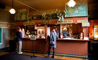 McMenamins Kennedy School