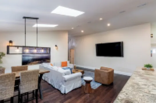 The Newport Lofts - 359 Thames Street Hotels in 