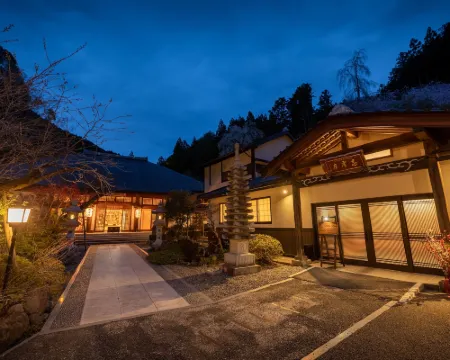 Temple Hotel Shimanobo Minobu otelleri