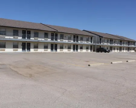 Super 8 by Wyndham Hobbs Hoteles en Hobbs