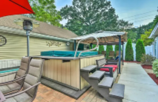 Pet-Friendly Taylor Home w/ Backyard Oasis!