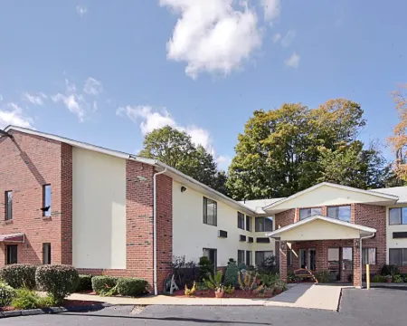 Riverdale Inn Hotels in West Springfield