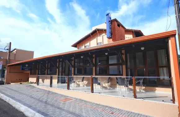 巴託布蘭科精華酒店