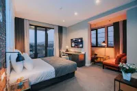 TbiliSee Hotel Отели в г. Тбилиси