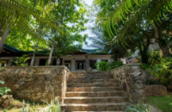 Villa Birdlake