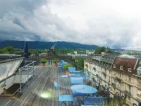 Alma Hotel - Boutique hideaway by the lake with rooftop and ladies-only wellness Отели рядом с достопримечательностью «Зеефельд»