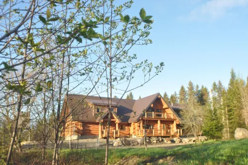 Domaine de La Giroux-Ette Hotels in Scotstown