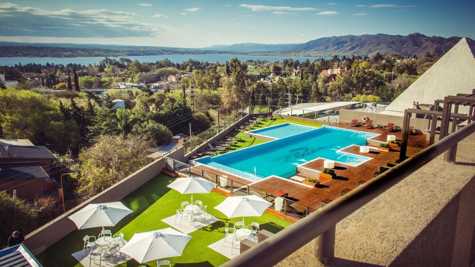 Eleton Resort & Spa