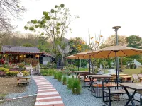Tawan Ja Resort Hotels in Chan Thuek