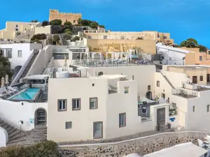 Mythical Blue Luxury Suites
