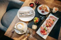 Hotel am Ochsentor - breakfast