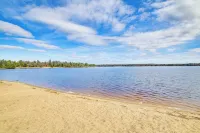 Merrillan Cabin w/ Fire Pit < 1 Mi to Lake Arbutus