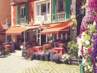 Caffè del Viaggiatore Hotels in Porlezza