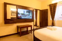 Aakash Rooms and Cottages,