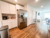 Beautiful 2BR Condo in Homewood next to SOHO