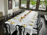 Gateways Inn Hotels in Lenox