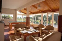 La Elvira Natural Lodge Nature & Wildlife Experience in Península Valdés - Parkplatz