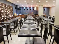 Checkin Urban Nevada Hotels in La Zubia