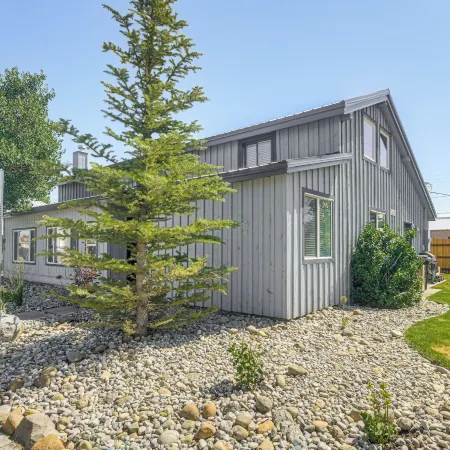 Centrally Located Pinedale Vacation Rental!