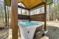 No Stairs Sleeps 10 Outdoor TV, Fire Pit, Pets - 3 estrellas