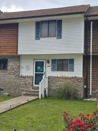 Misty Mare Townhouse - Gorgeous home on Chincoteague Island