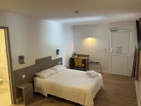 Brit Hotel Essentiel Millau