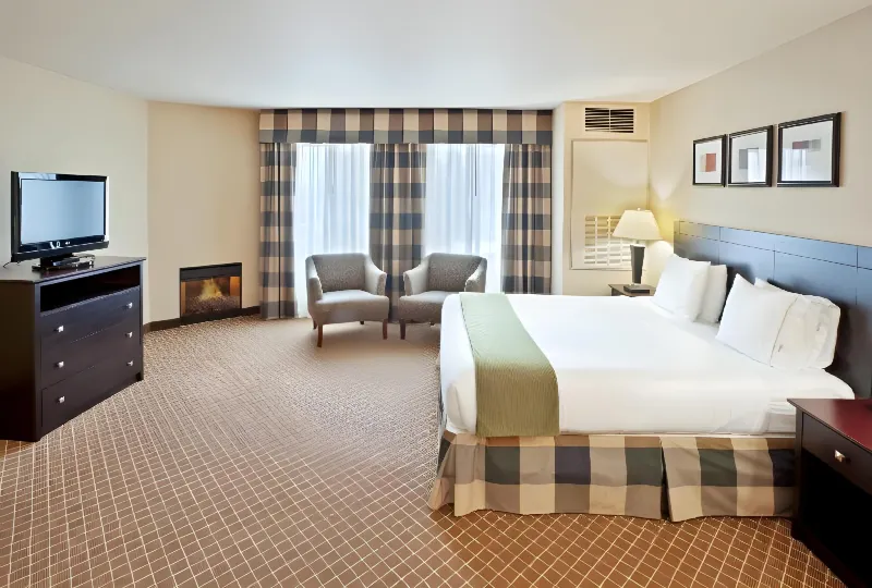 Holiday Inn Express & Suites Marysville