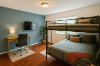 Sleeps 16 Game Room Firepit Grill Frisco Hotels in Prosper