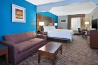 Holiday Inn Express & Suites Carmel North - Westfield