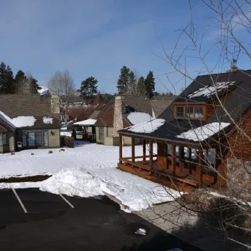 The Three Sisters Walk to Downtown Sisters